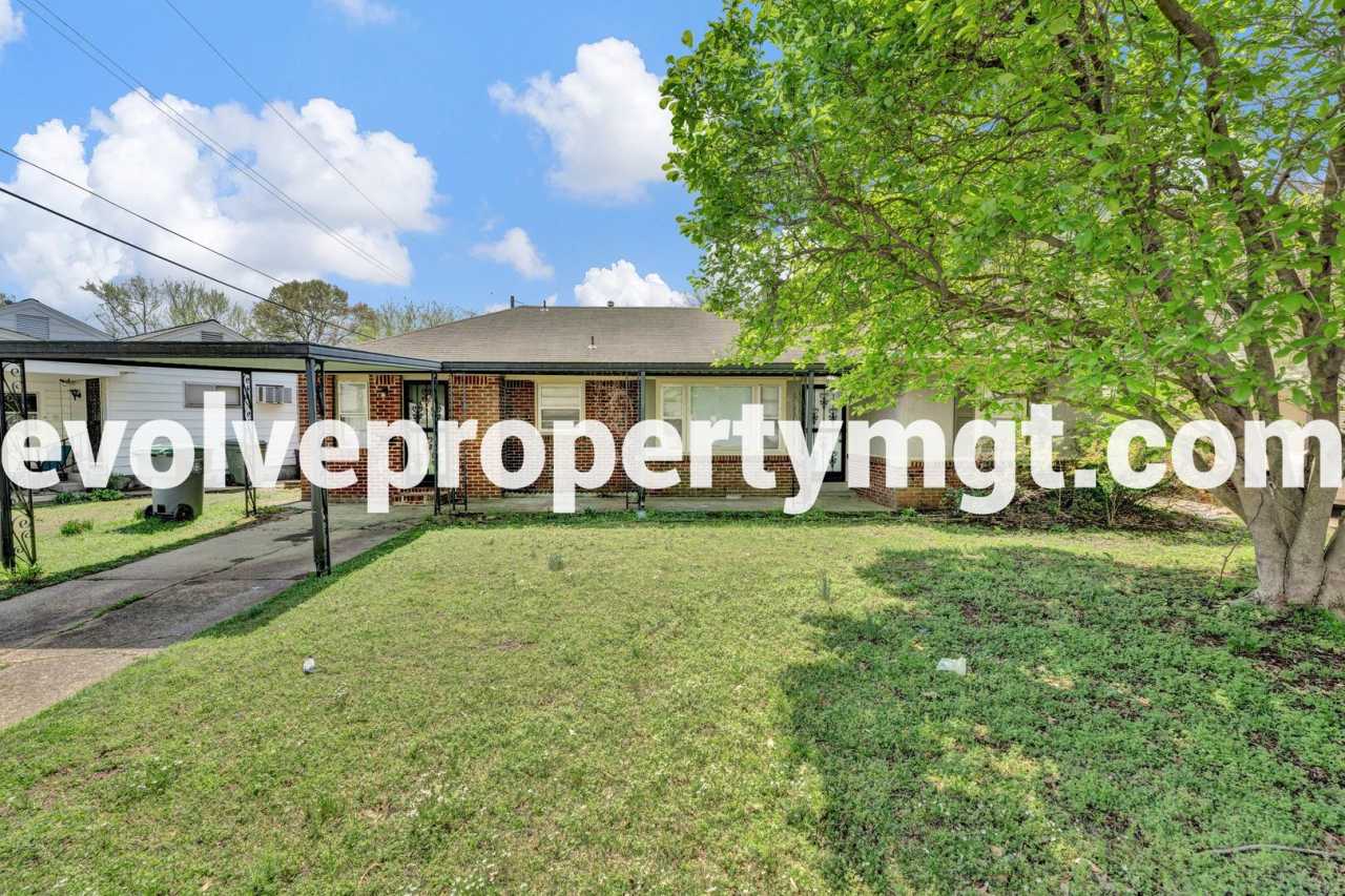 NEWLY RENOVATED HOME!