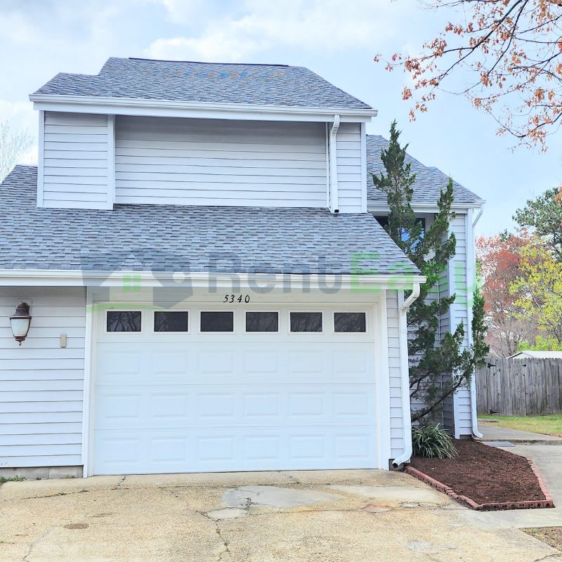 5430 Chatham Lake Drive