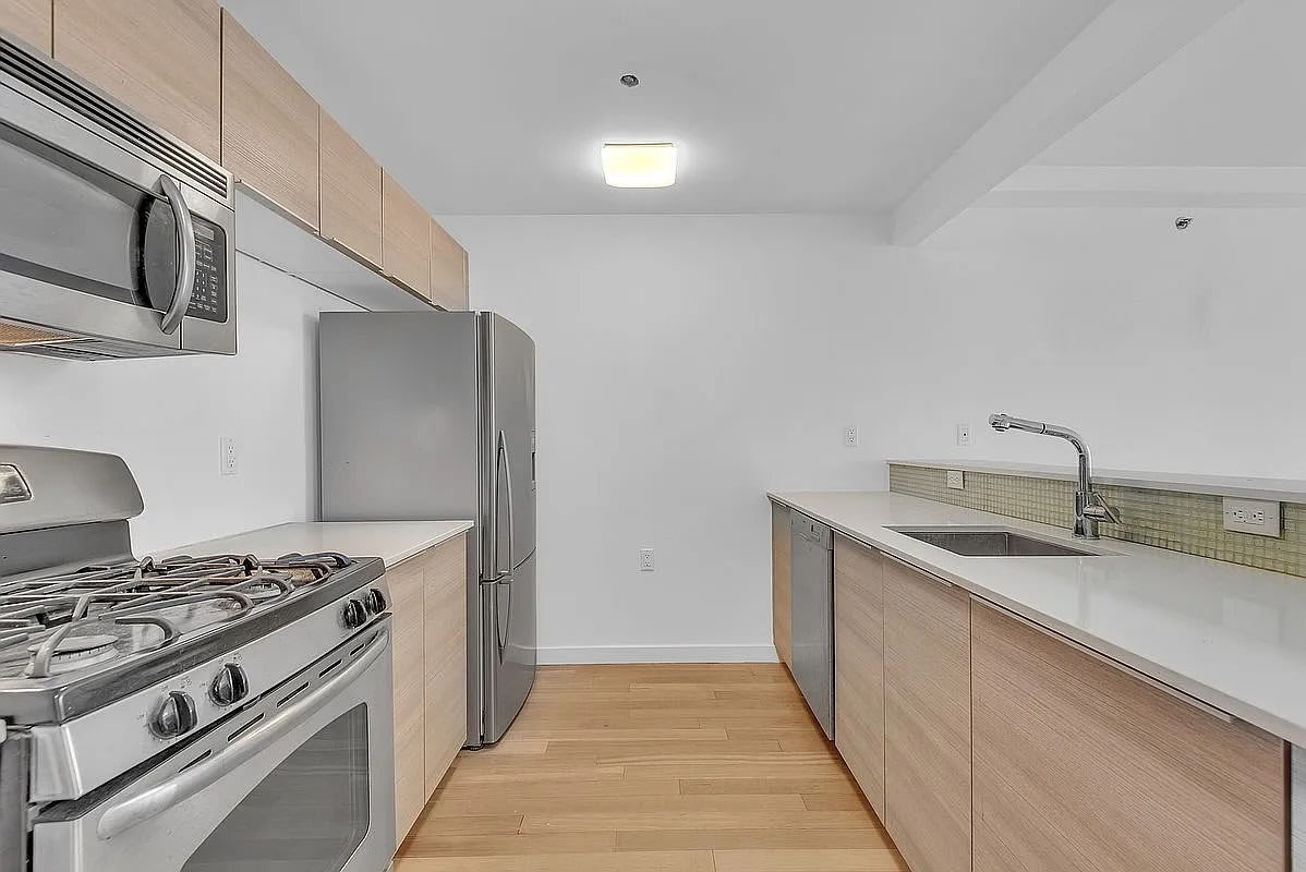 9116 Shore Front Pkwy Apt 5E