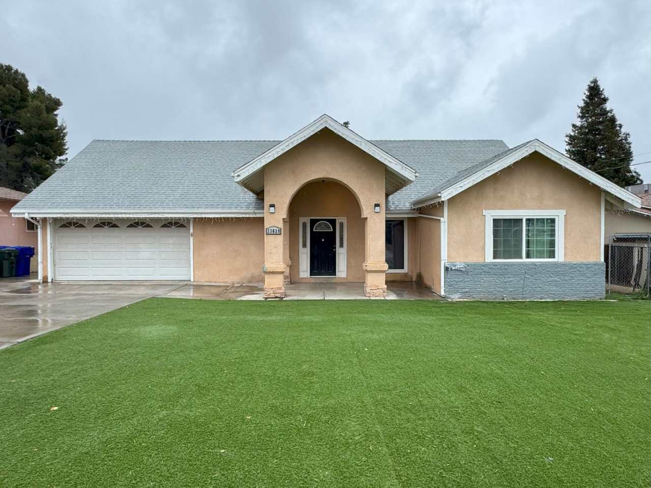 Beautiful 4 bedroom 4 bath Home