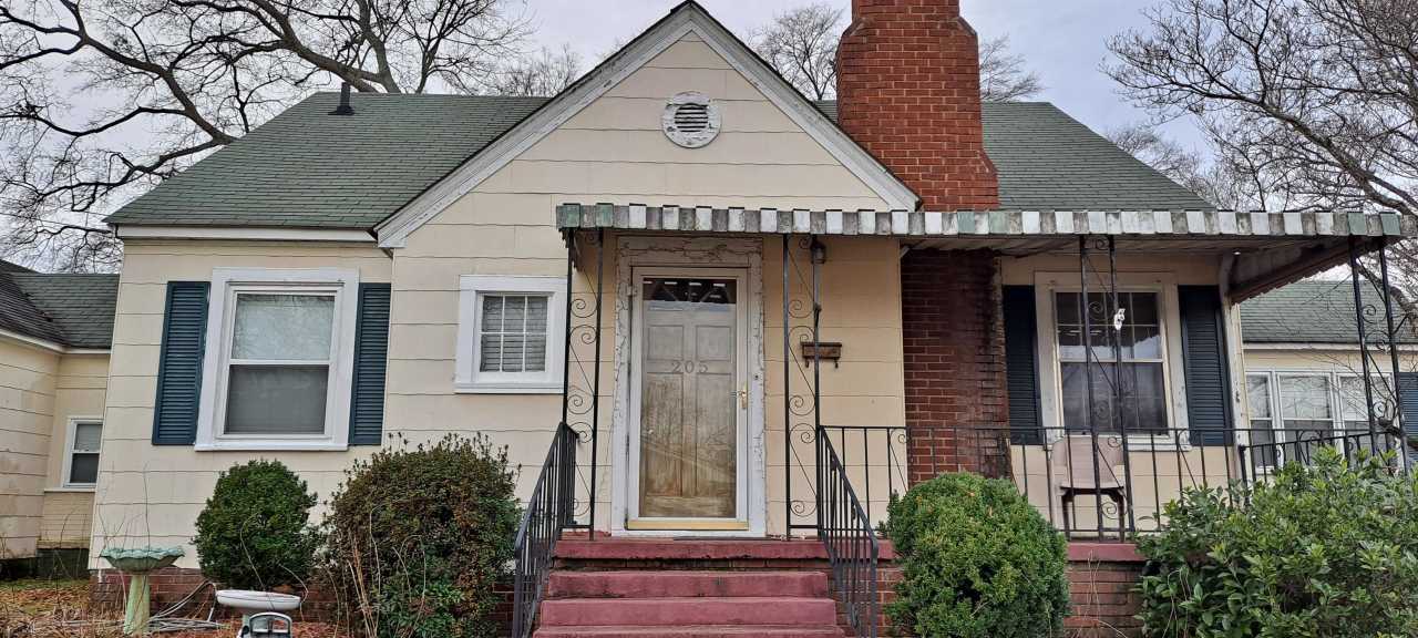 205 Milner Street Northeast