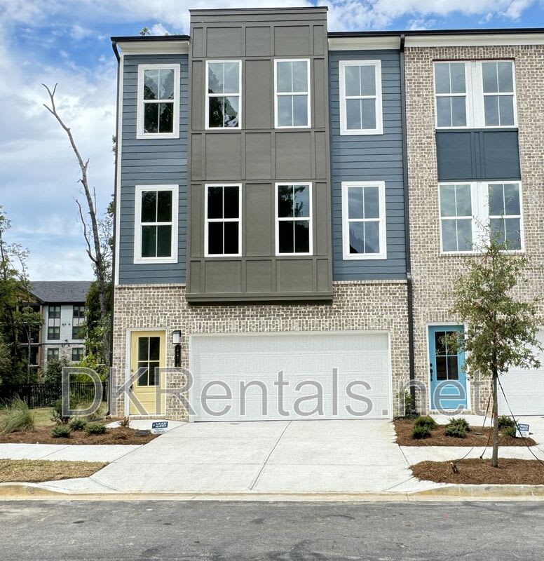 1479 Creekside CIrcle