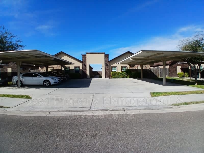 1805 Cari Nicole Ave.