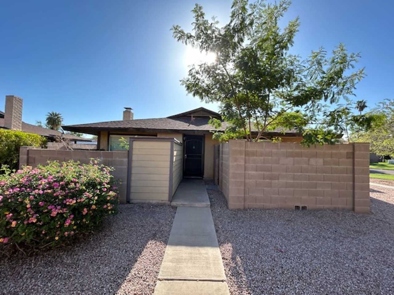 1634 W Village Way, Tempe, AZ 85282