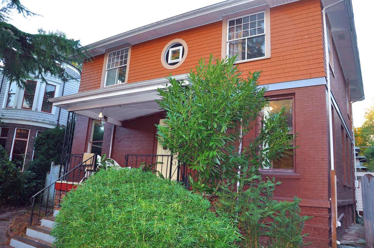 CLICK "REQUEST A TOUR" NOW!