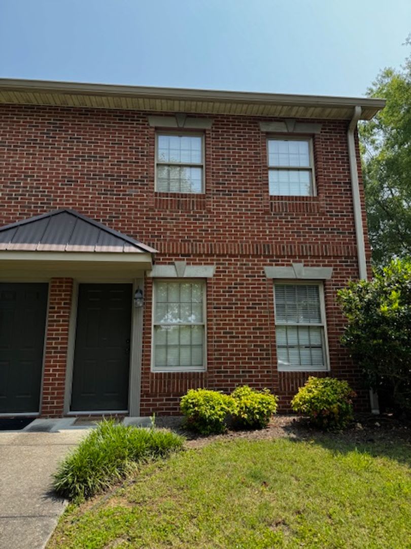 2 Bedroom 1.5 Bath Townhouse