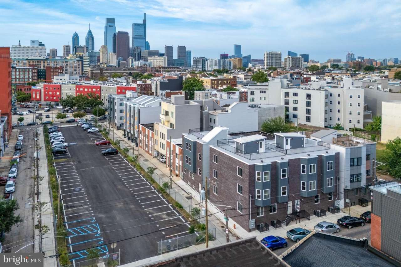 1434 PARRISH Street unit: 1