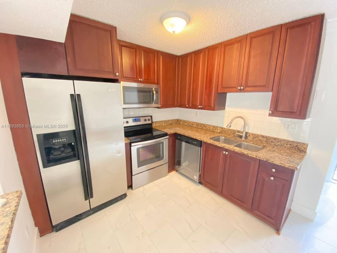 15389 S Dixie Hwy 45 Hwy