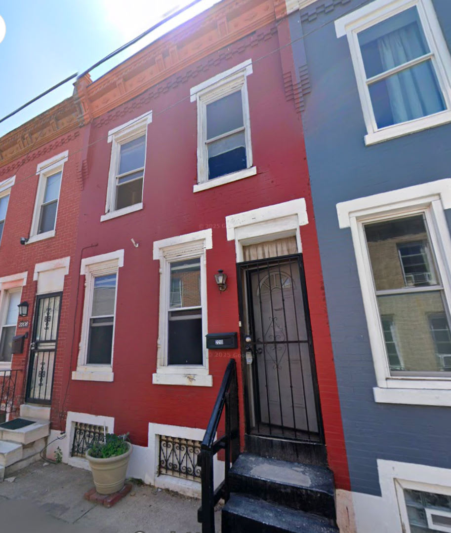 2210 Greenwich St, Philadelphia, PA 19146 - Section 8 approved