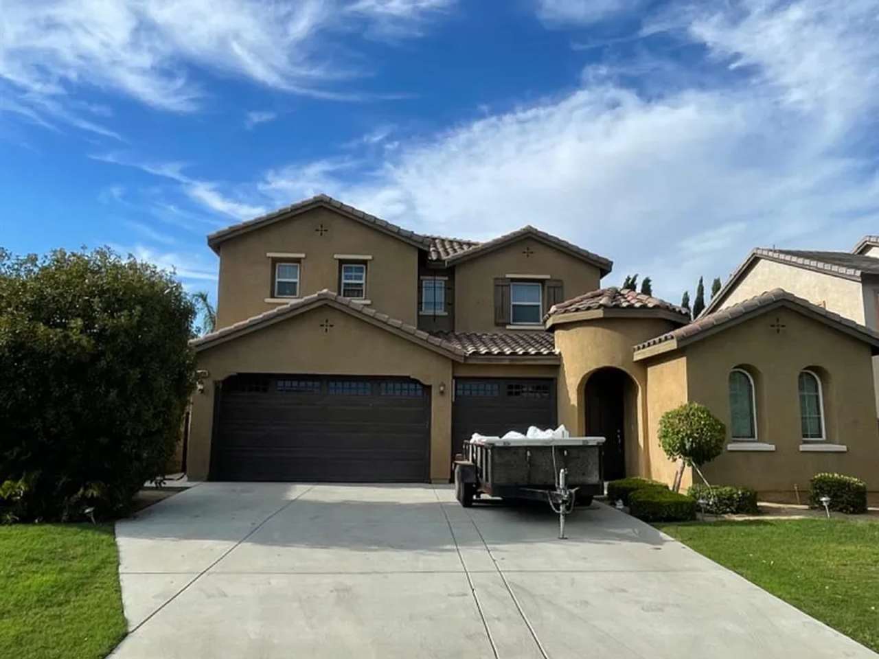SPACIOUS 4-Bed, 3-Bath HOME ON OPORTO WAY!