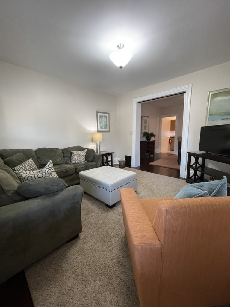 1144 Memorial Avenue