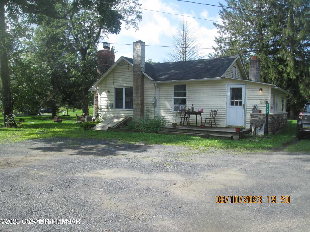 121 Midway Pines Lane