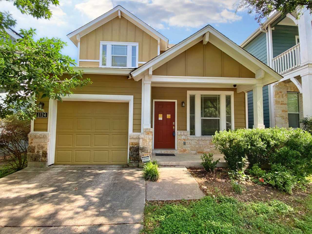 Gorgeous 3-Bedroom Home in South Austin! Available Mid-June!