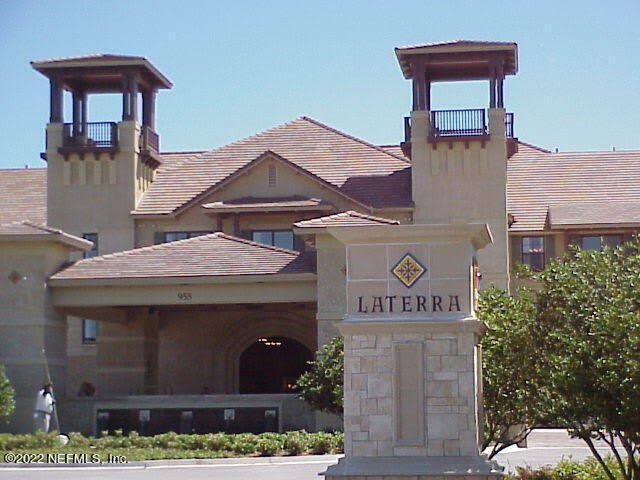 965 REGISTRY Boulevard unit: 312L