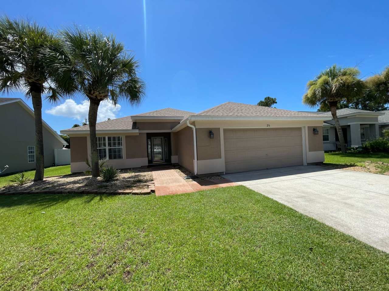 For Lease - Palmetto Trace 3 BR |2 BA Home with Garage  Fenced Yard!