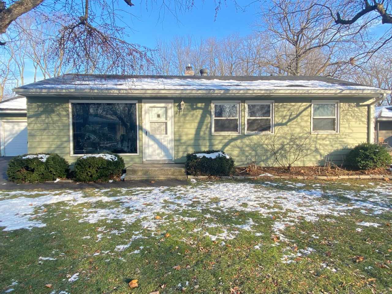 3 Bedroom Home in Merrillville, IN