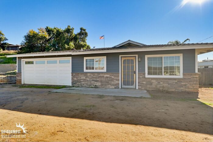 9734 Emerald Hill Lane