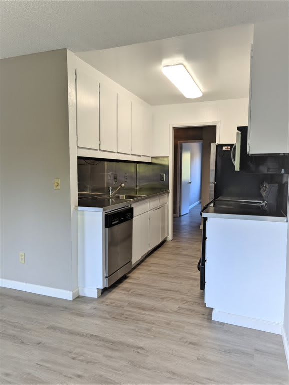 50 E Middlefield Rd Apt 1