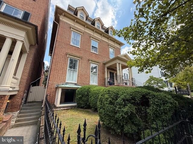 112 N CAMERON Street