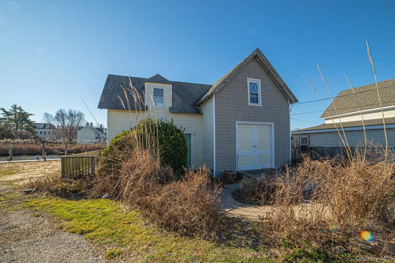 52 Maple Avenue unit: A