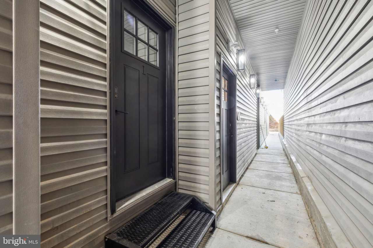 1214 E SUSQUEHANNA AVENUE