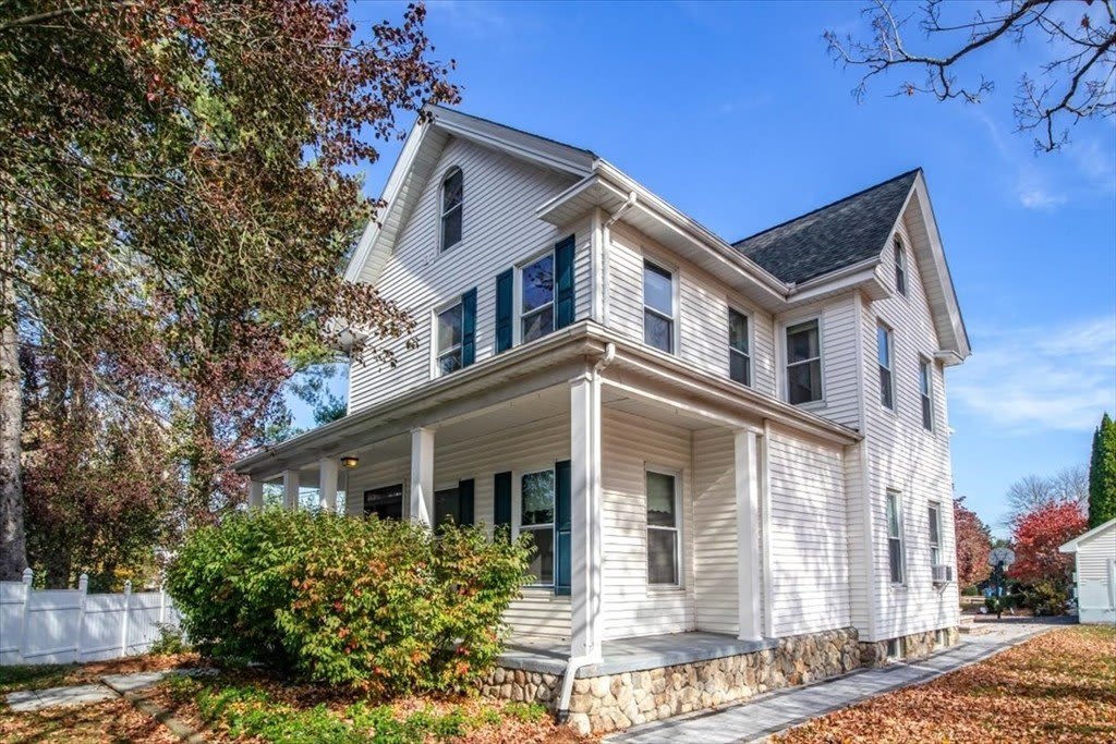 33 Dunbar St unit: 33