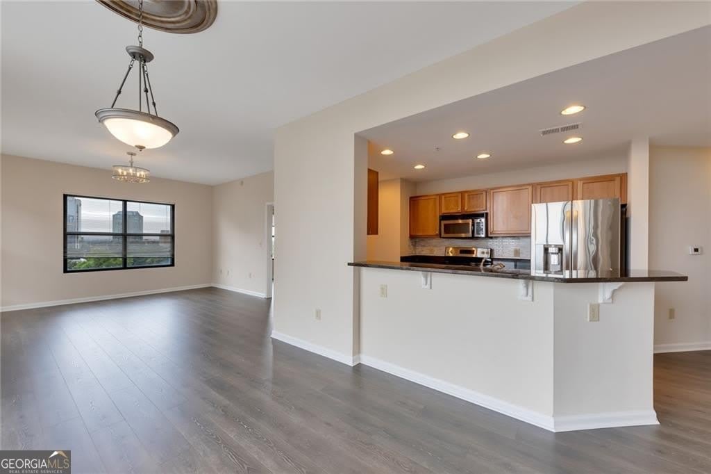 3040 NW Peachtree Road NW unit: 704