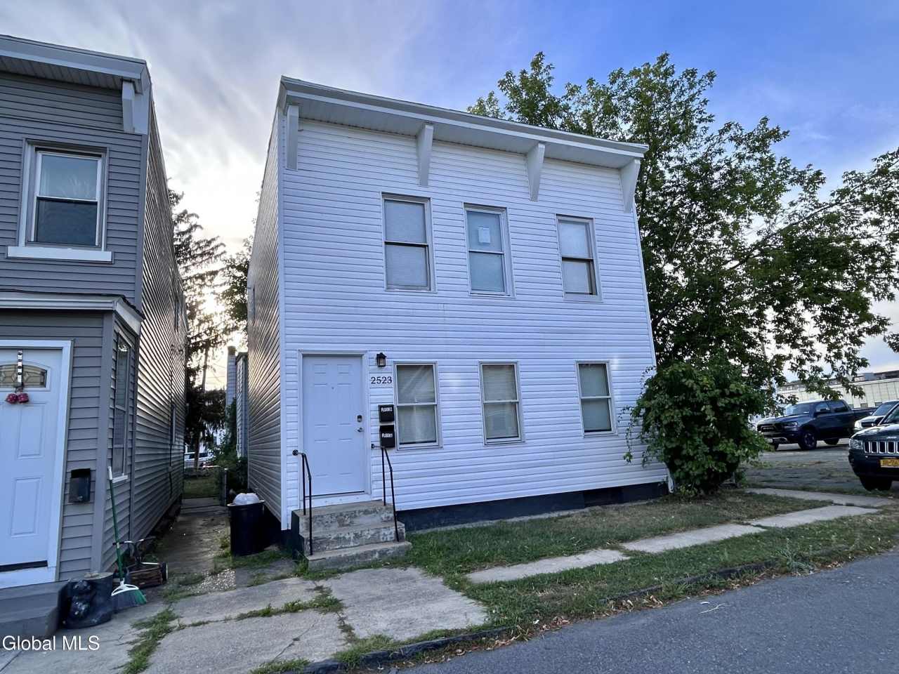 2523 Callahan Avenue unit: Apt 2