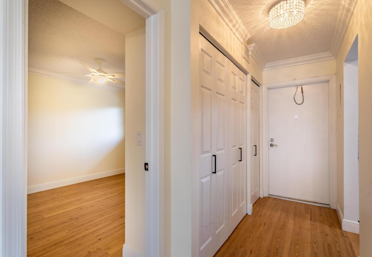 2012 S Federal Highway