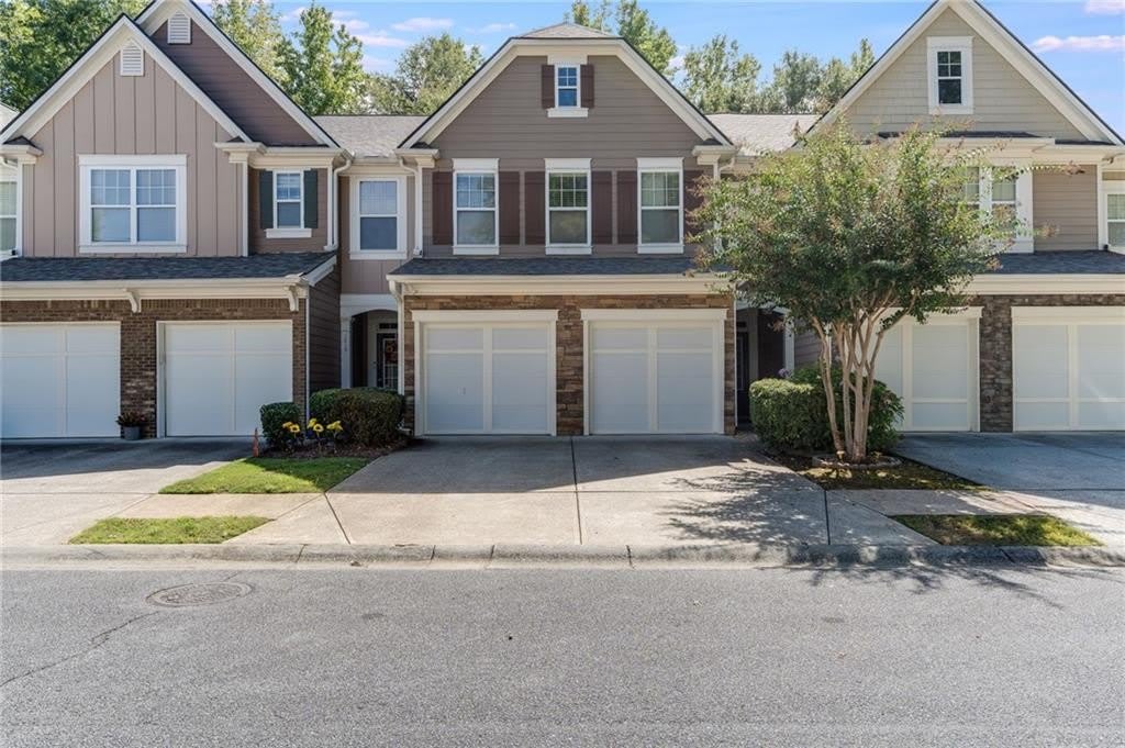 1817 Waterside Drive NW