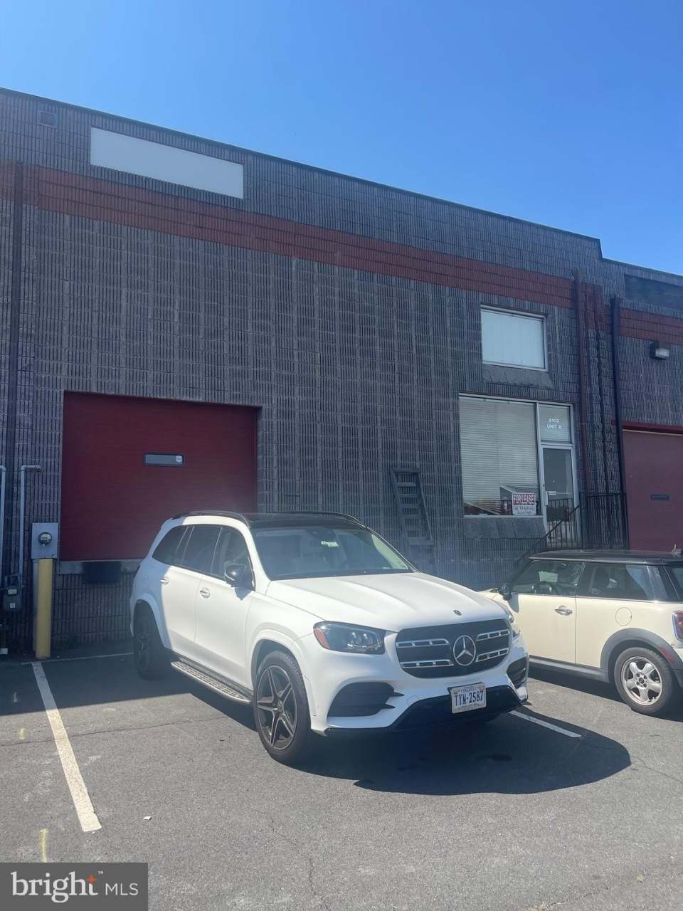 9102 INDUSTRY Drive unit: N