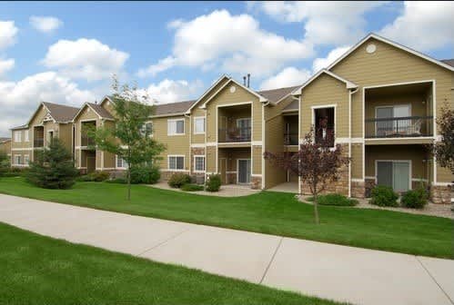 Reserve at Centerra Apartment Townhomes