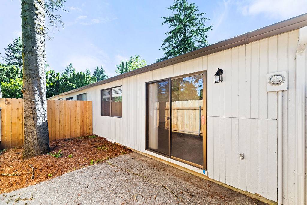 Coast Pine Apartments