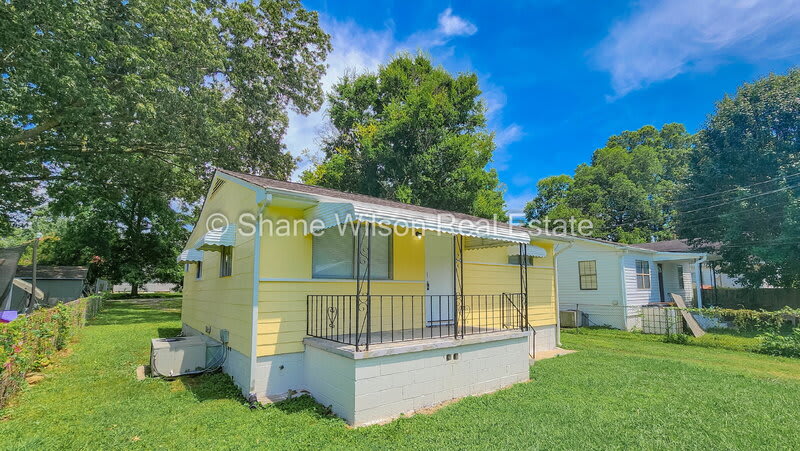 804 Henderson Avenue