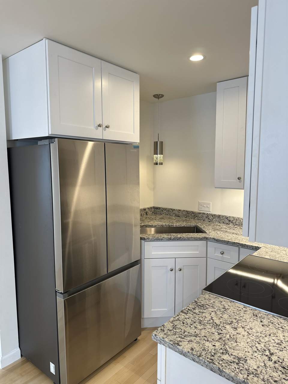 527 Washington Avenue - 527-2