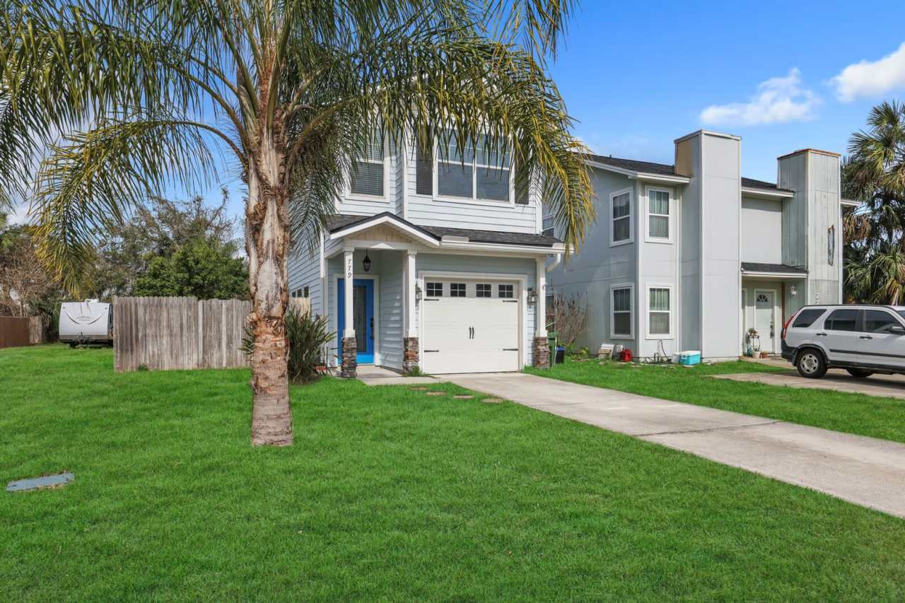 Beach living at it's finest! This 3 bedroom/ 2.5 bathroom home is only 7 blocks from the beach