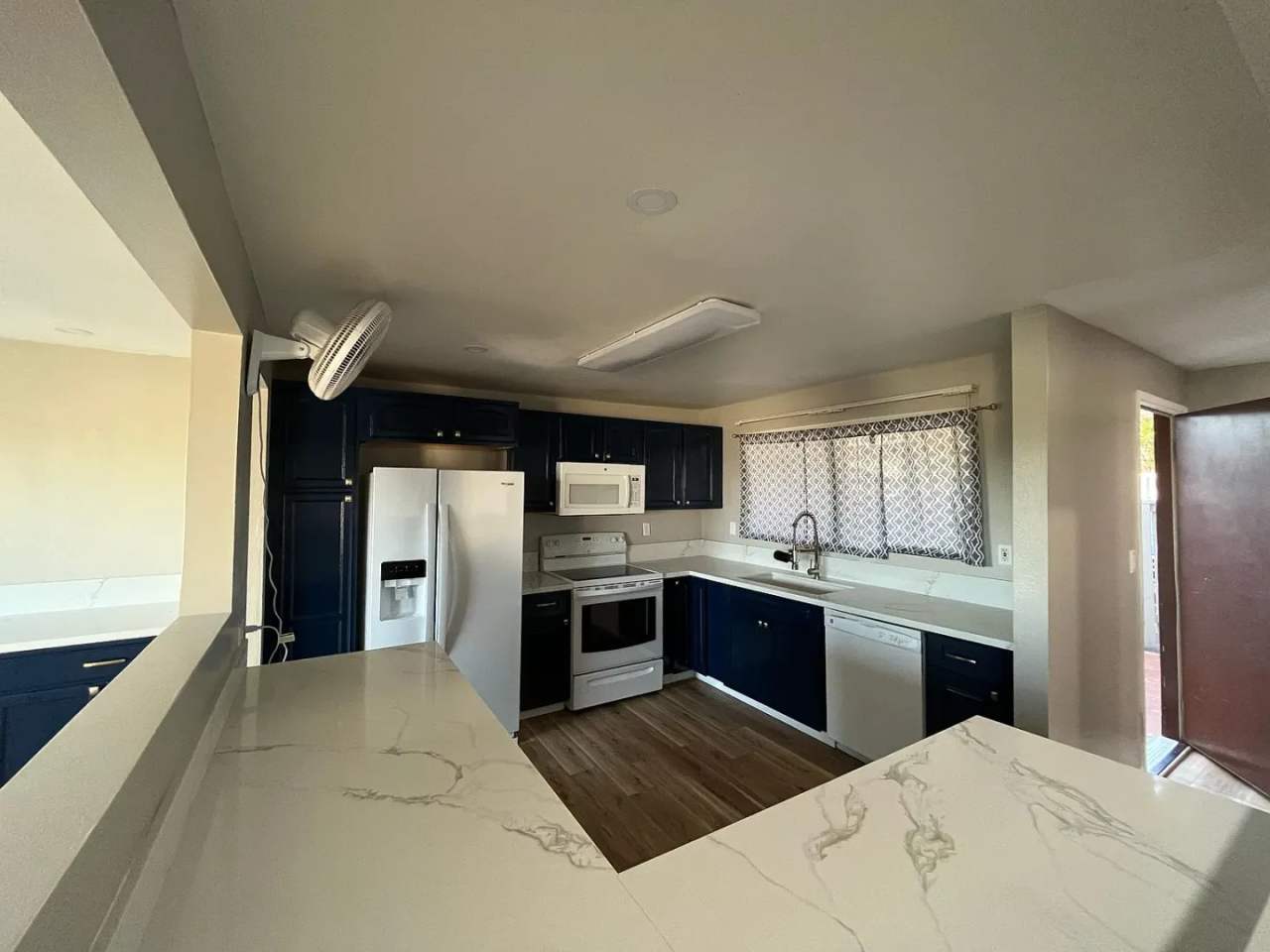 Pet friendly, upgraded and spacious 5 bedroom, 2.5 bathroom, 2 pkg townhome in Mililani!