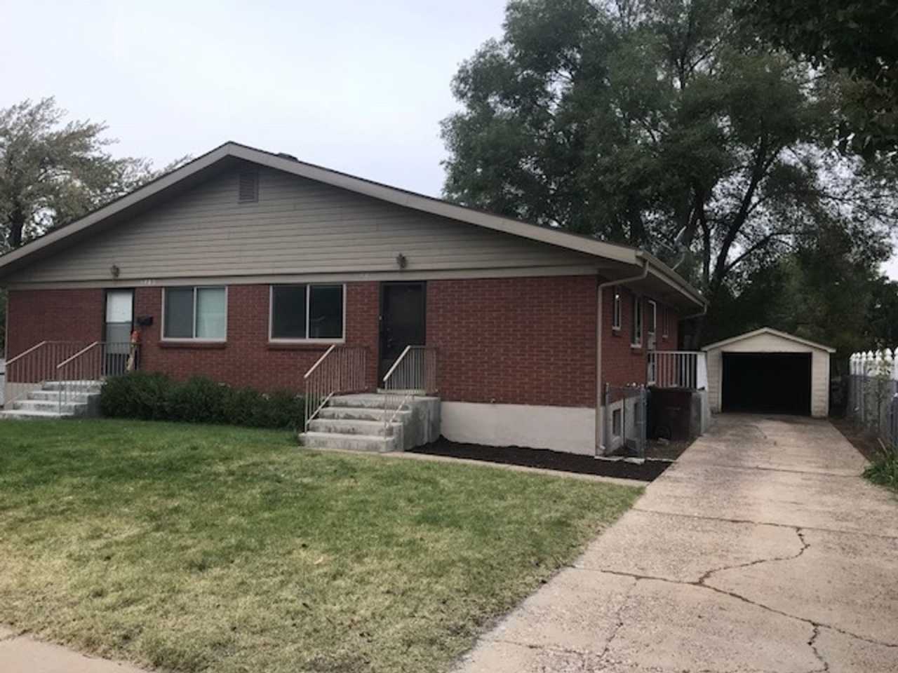 Beautifully updated duplex with central air and garage