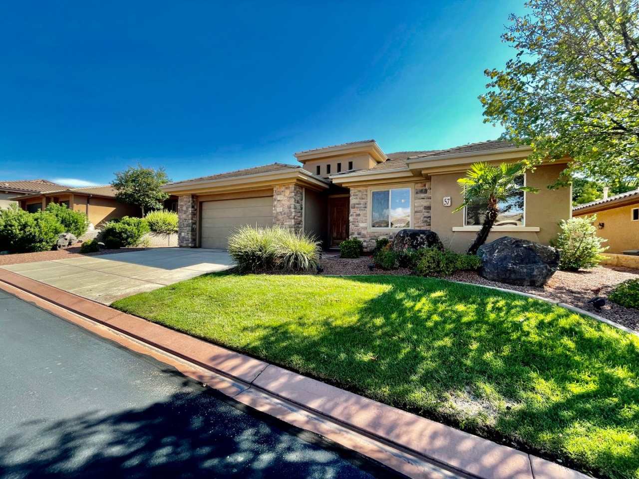 Lovely Pet-Friendly Home in Lakota Ridge