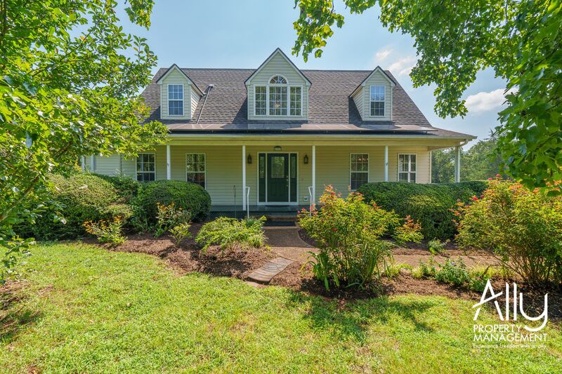 2733 Southern Hills Court