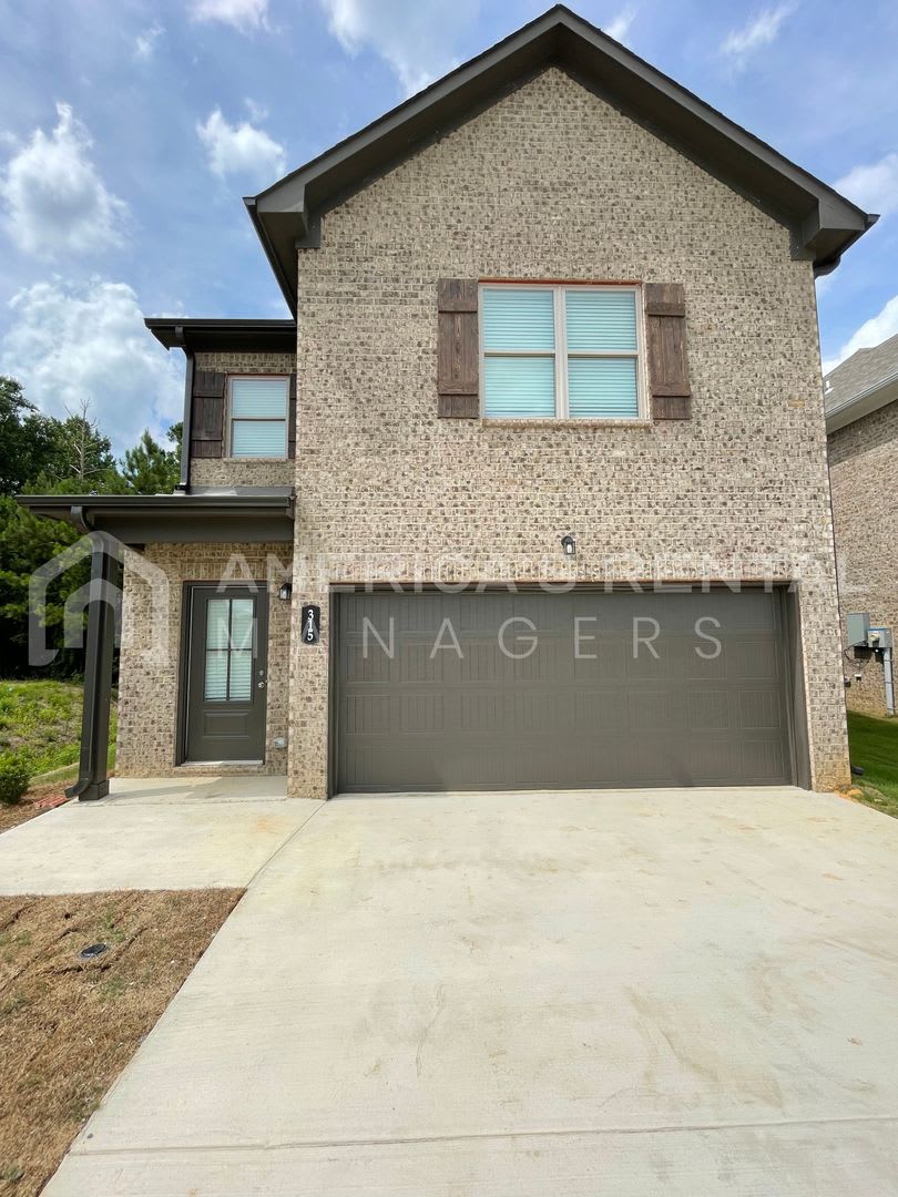 Home for Rent in Calera, AL!!! SIGN A 13 MONTH LEASE BY 1/15/26 TO RECEIVE A $500 GIFT CARD UPON MOVE IN!! Available to View with 48 Hour Notice!!!