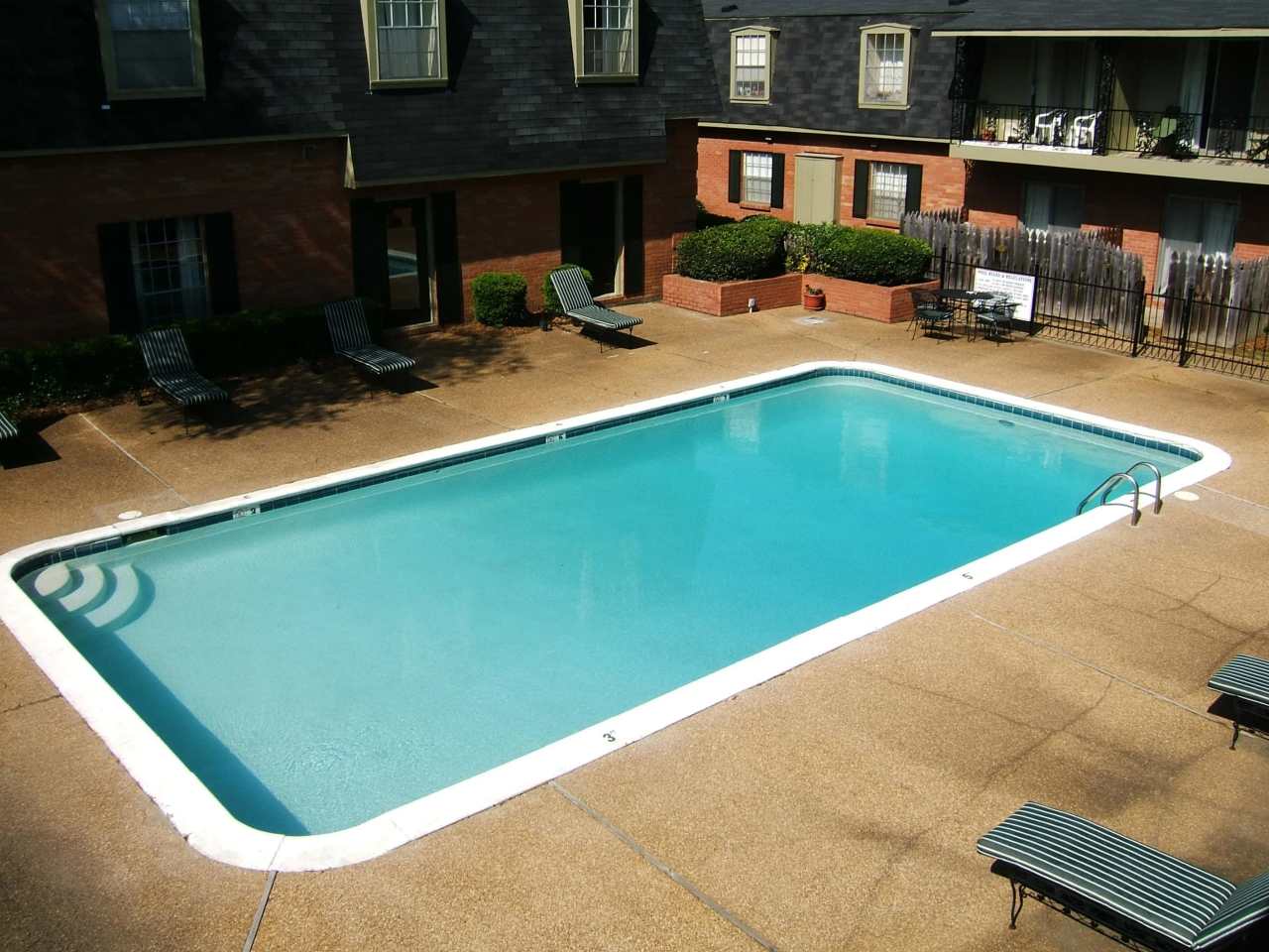 The Briars Apartments