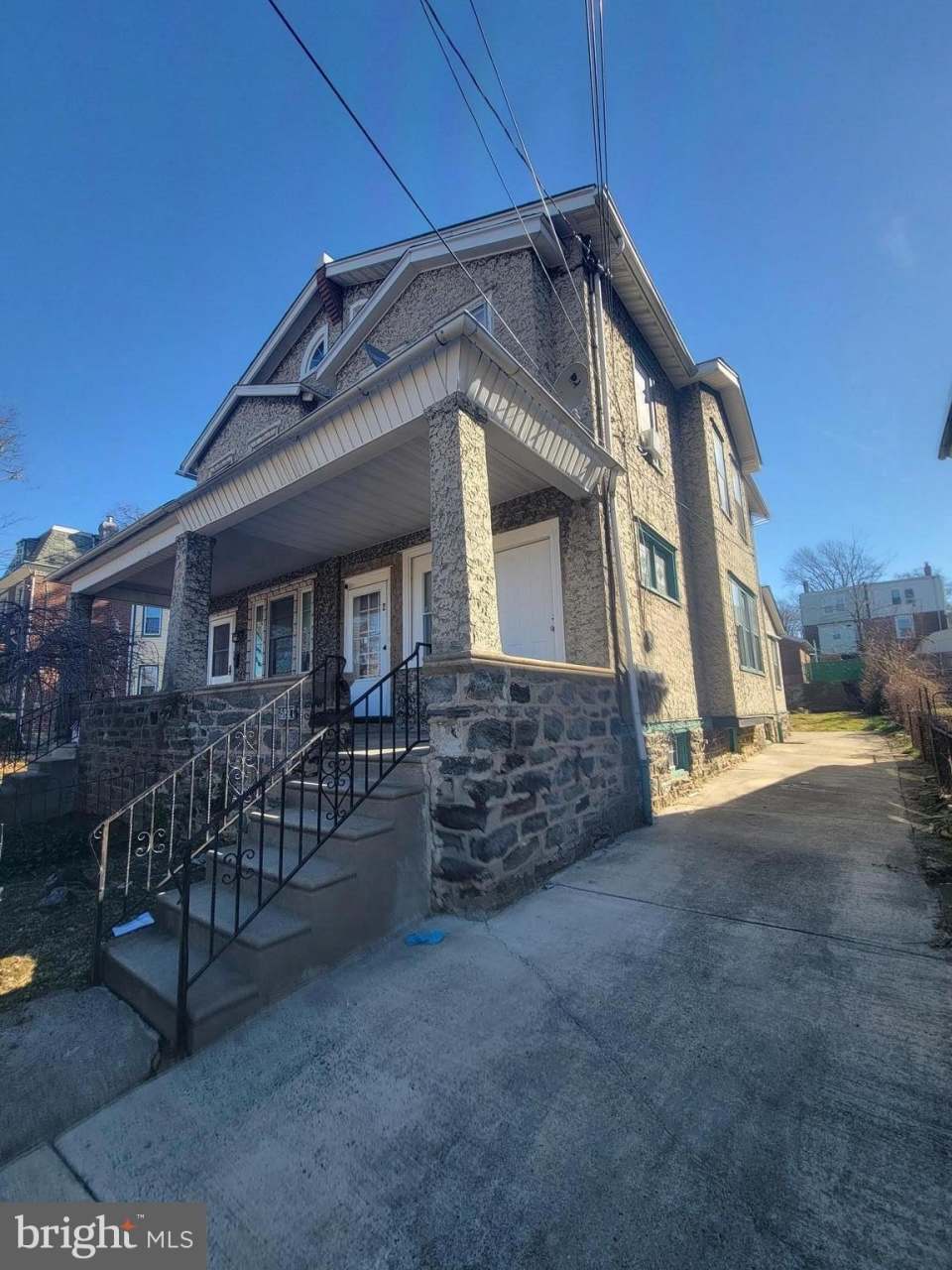 5827 WEYMOUTH STREET