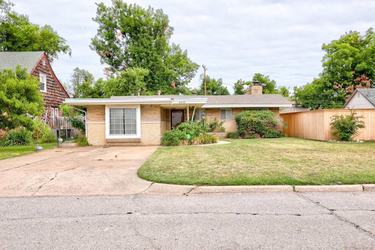 3 bed 2 bath home in Bethany, OK