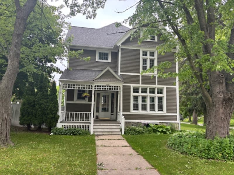 1105 North 6th Street