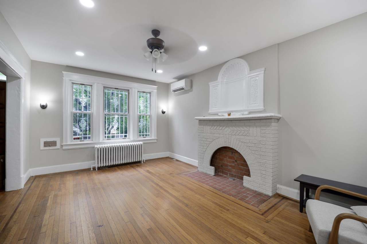 Sapcious Renovated Mt. Pleasant Home with Parking