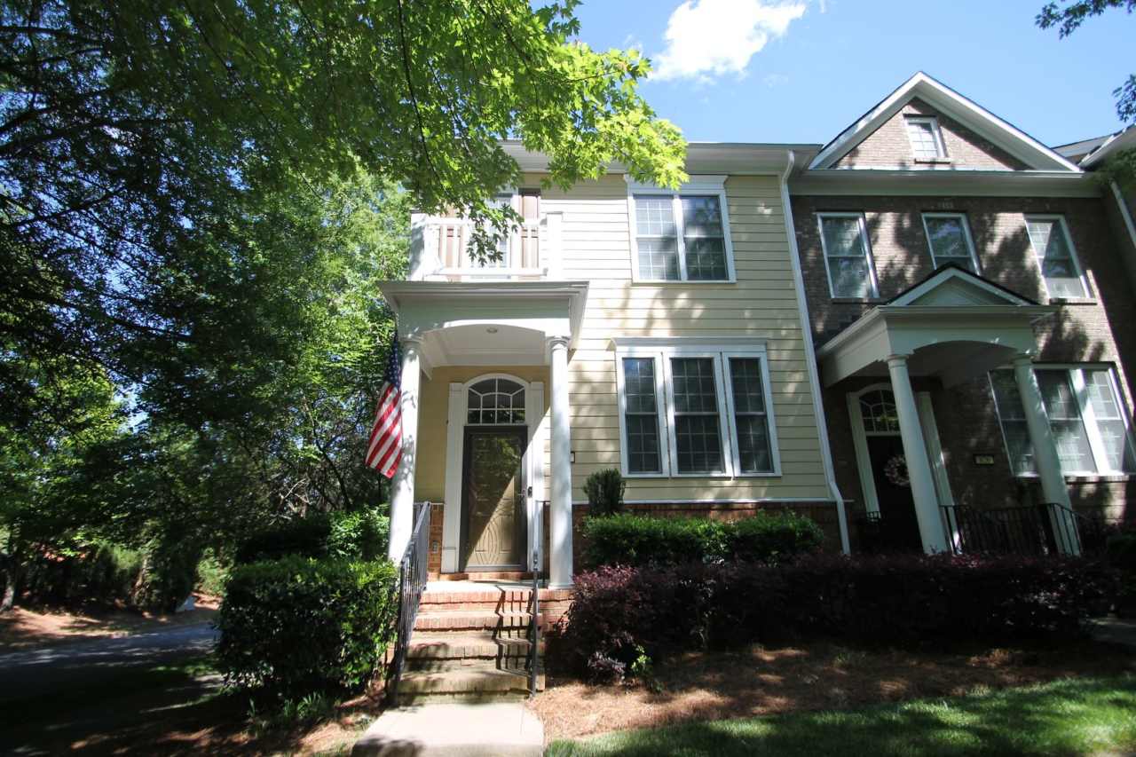 Exclusively Offered by Muse Realty Rentals, LLC