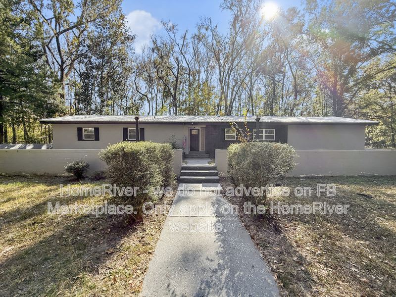 5021 W University Ave