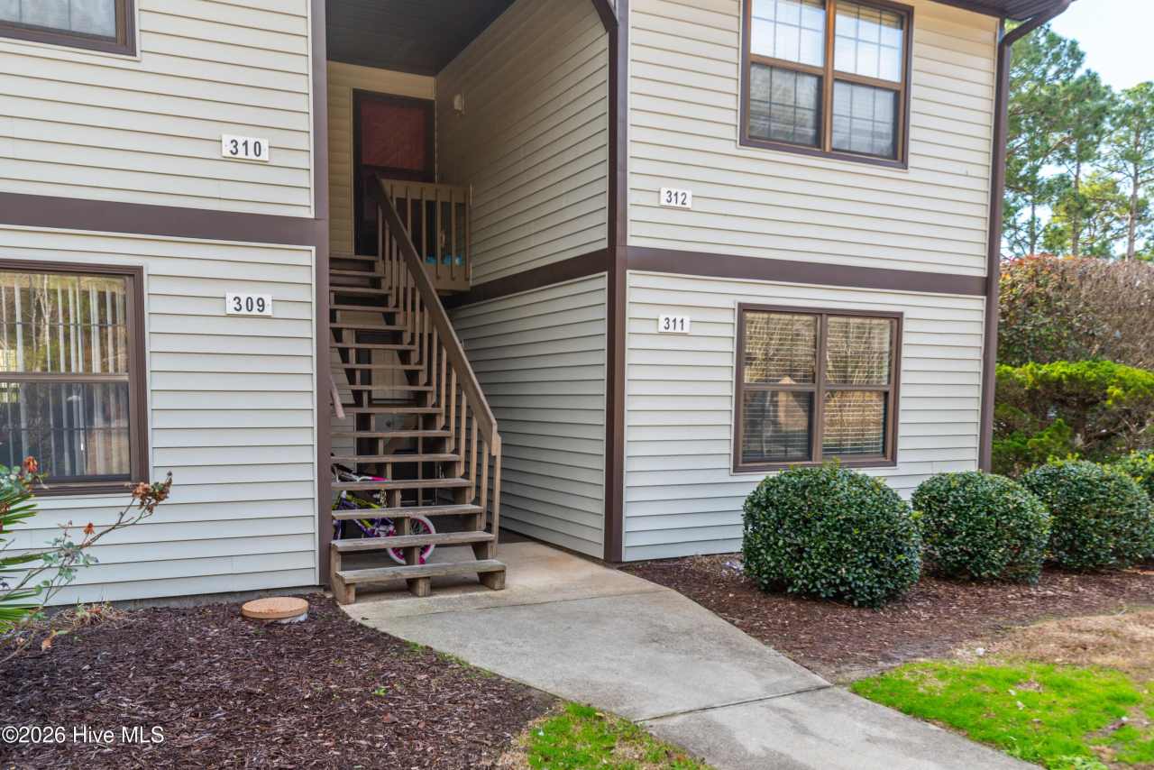 311 Country Club Villa Drive unit: # 3