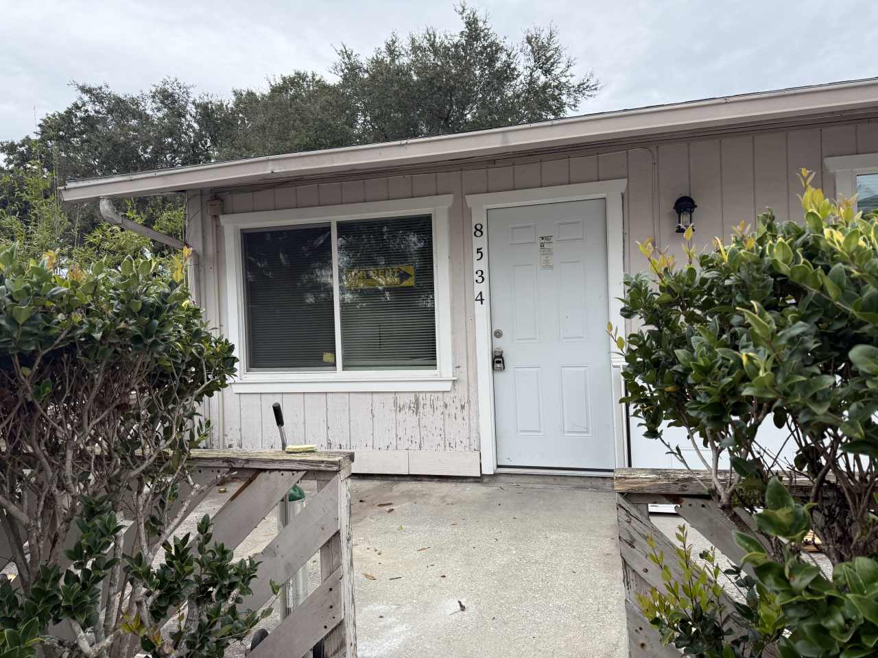 8534 Channelview Cir